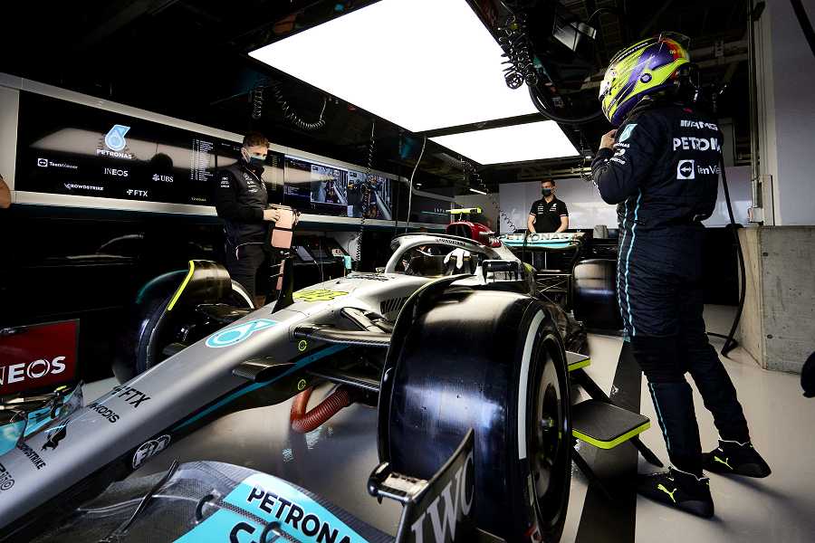 ハミルトン「2021年にメルセデスがあと30万ポンド使えていたらF1タイトル争いの結果も違っていただろう」