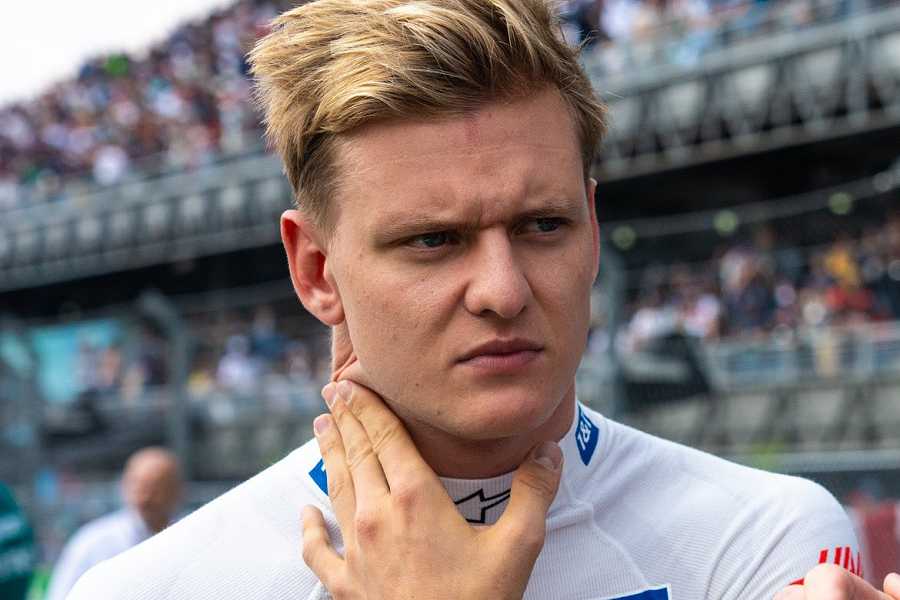 【ハースF1】ブラジルGP直前にニコ・ヒュルケンベルグとの契約を発表？ミスを繰り返すシューマッハに叔父ラルフも苦言。ジョビナッツィのF1キャリアはほぼ終了