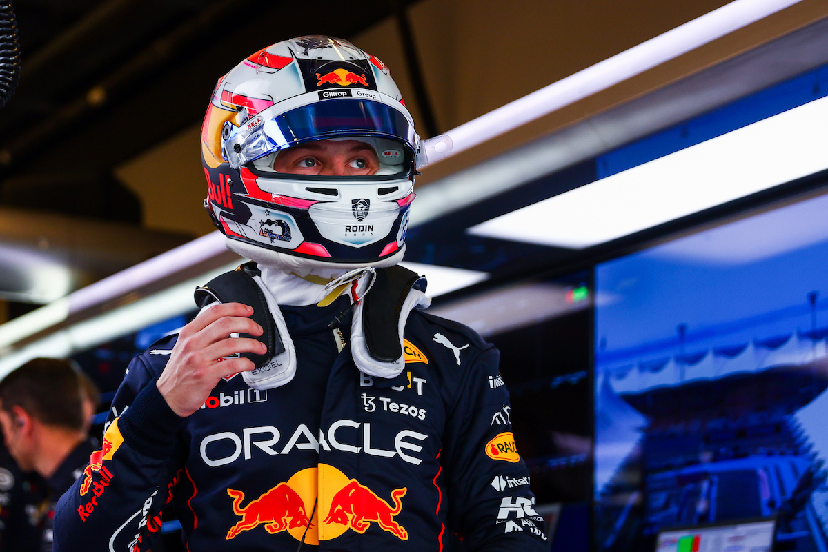 【FP1順位：F1アブダビGP】メルセデスの勢い止まらず1-2！新人ローソンがフェルスタッペンのマシンで5番手！角田裕毅13番手