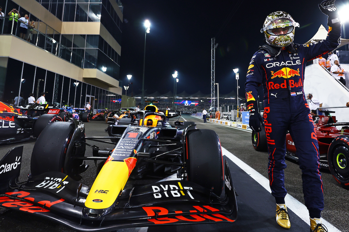 【予選順位：F1アブダビGP】フェルスタッペンが20回目のPP獲得！ペレスが続きレッドブルがフロントロウ！ベッテル最後の予選は9番手、角田裕毅12番手