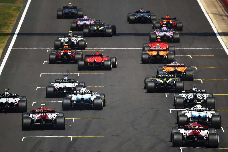 【F1】新規参入チームが支払う参戦費2億ドルの引き上げを検討。なぜ参戦費が必要？「参戦費は手数料ではなく投資だ」とマクラーレン代表