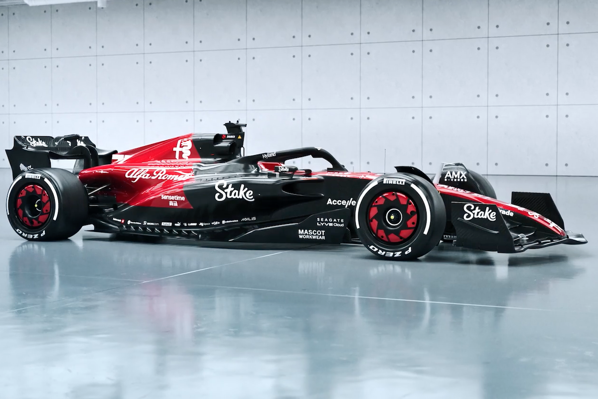 【画像ギャラリー】アルファロメオF1、2023年型の新車『C43』リバリーお披露目！