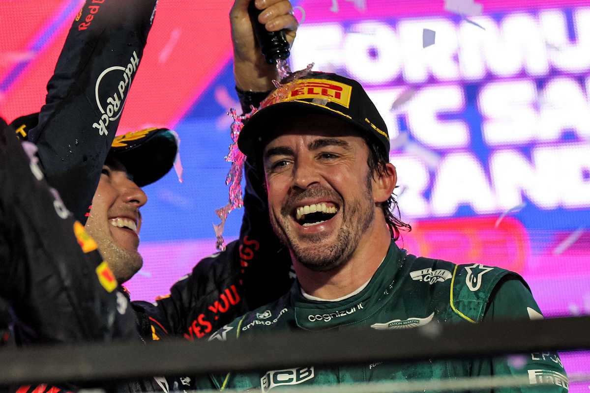 【F1サウジアラビアGP】無線でFIAに“連絡”したのは“あのチーム”･･･大混乱を招いたアロンソの10秒ペナルティ