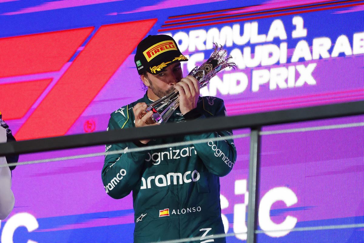 「ジャッキは関係ない」元トヨタF1ドライバー、アロンソが表彰台問題に「規制が過剰だ」