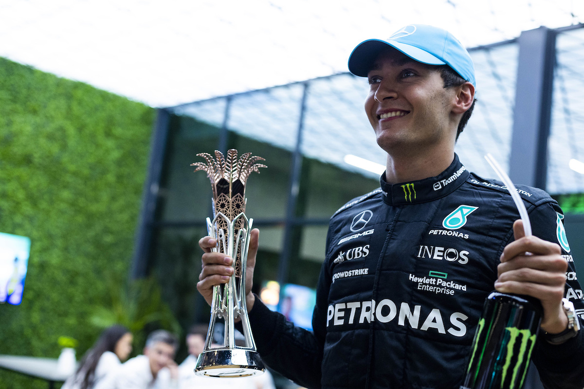 ラッセル“幻のトロフィー”･･･審議で4位が最終決定「フェラーリより前でフィニッシュできて満足」