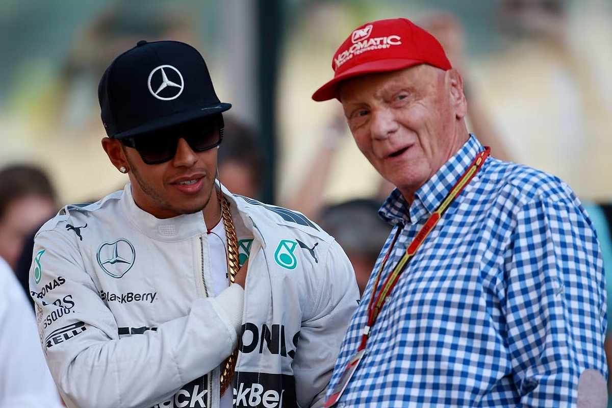 レッドブルF1首脳が後悔「ハミルトンと契約するようニキ・ラウダに薦めたのは間違いだった」