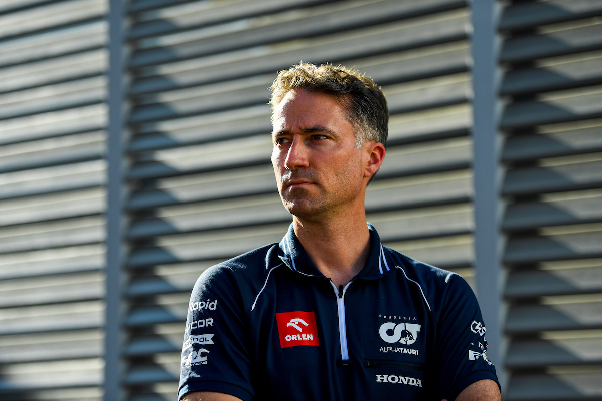 アルファタウリF1車両性能責任者「2台ともスタートから激しいレースを展開しニックはユウキのフロントウイングに接触した」