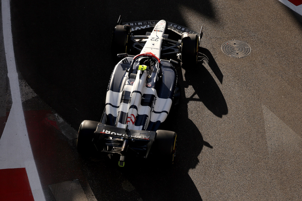 【スプリント】角田裕毅、1周目にクラッシュでリタイア！「危険な状態での走行」･･･レース後の審議対象に