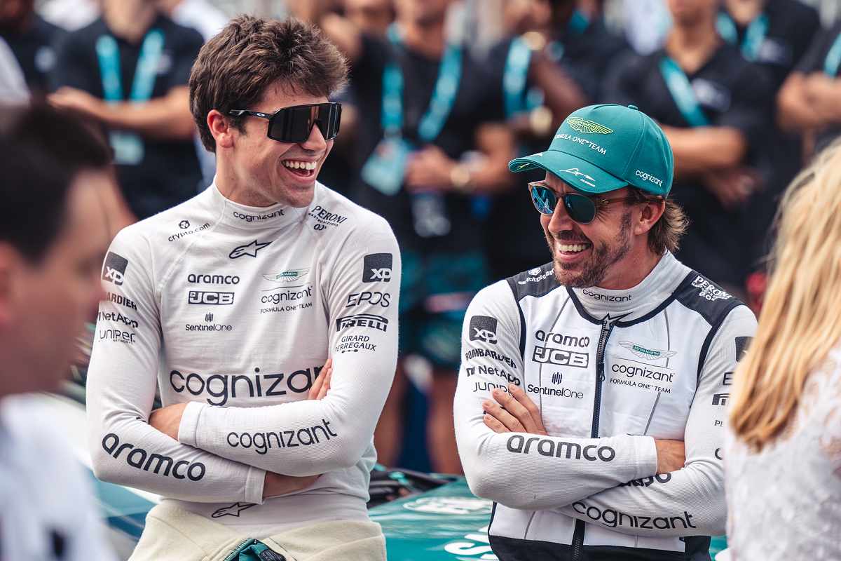 フェルナンド・アロンソ「今年アストンマーティンF1が集中すべきはメルセデスとフェラーリに勝つこと」