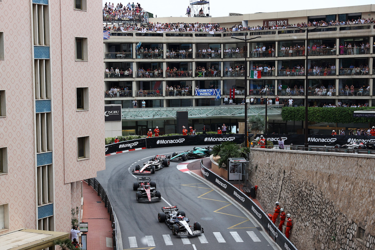 アルファタウリF1エンジニア「角田裕毅のペースは良くすべて計画通りだった」雨が降ってからは大苦戦「何度もブレーキを調整したが･･･」