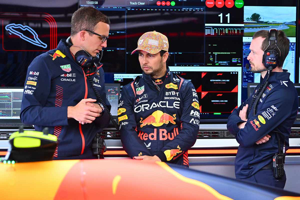 【レッドブルF1】ペレスのスランプは「僕の問題ではない」とフェルスタッペン