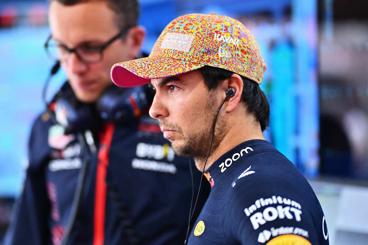 ペレスはレッドブルF1で「役割を果たせていない」とフラビオ・ブリアトーレ