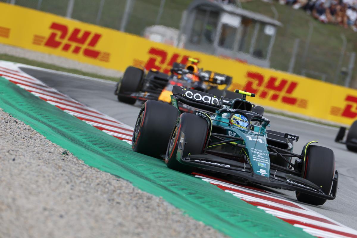 アロンソ、戦略通りにいかず「ペースが上がらずライバルも速かった」母国のファンに感謝