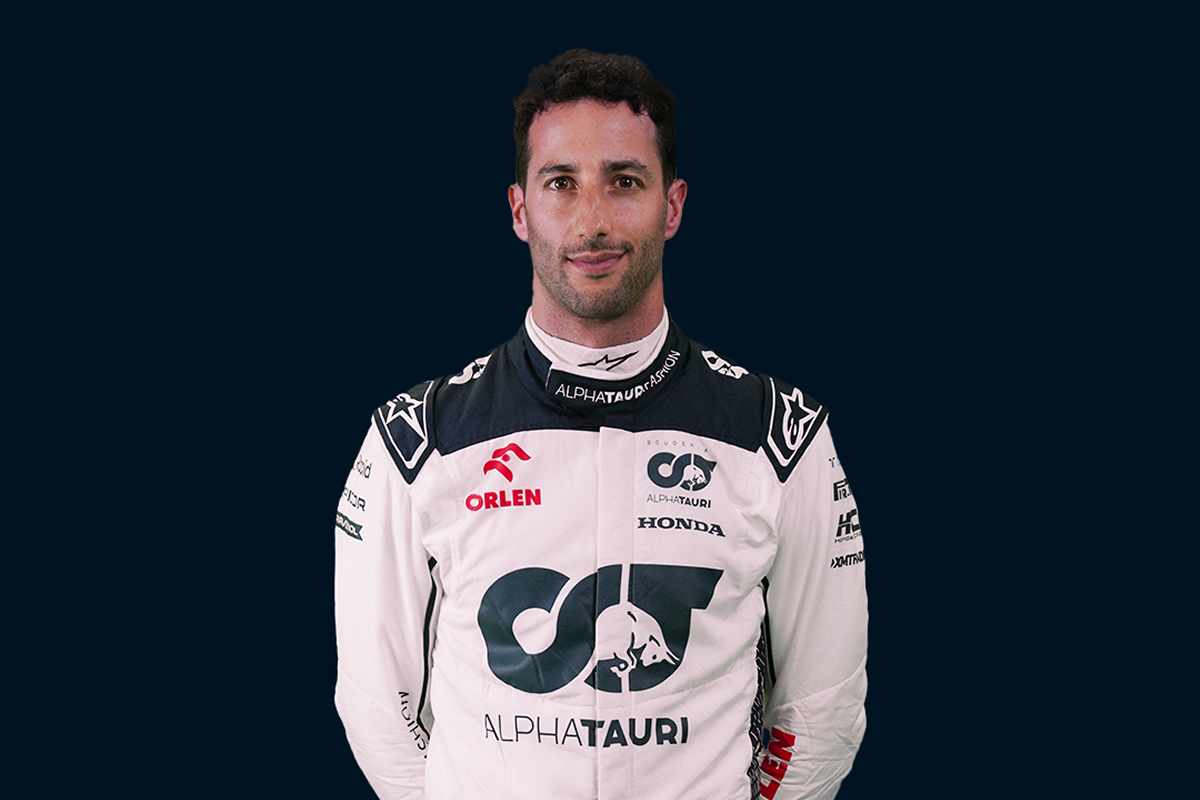 【レッドブルF1】リカルドが2025年に復帰する可能性があるとチーム代表が示唆　デ・フリース解雇にも言及