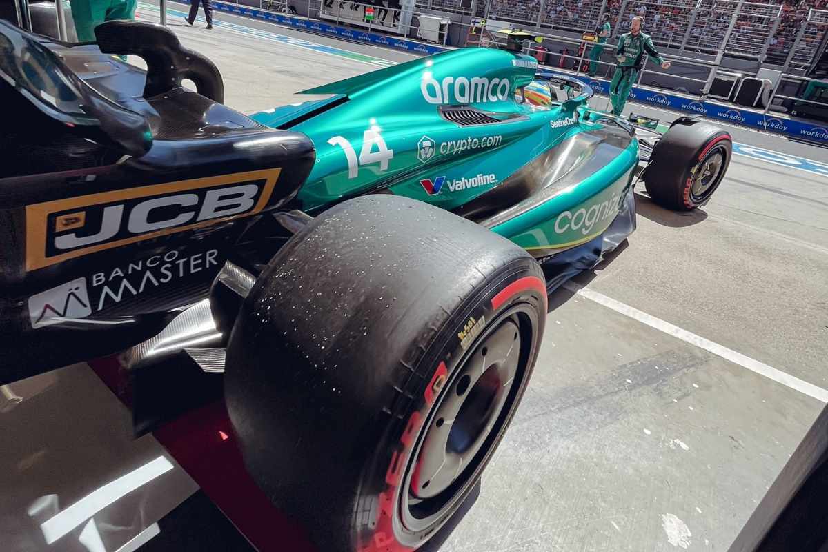 レッドブルF1マシンの最新画像を研究したアストンマーティン、夏休み明けのオランダGPかイタリアGPでアップデート投入