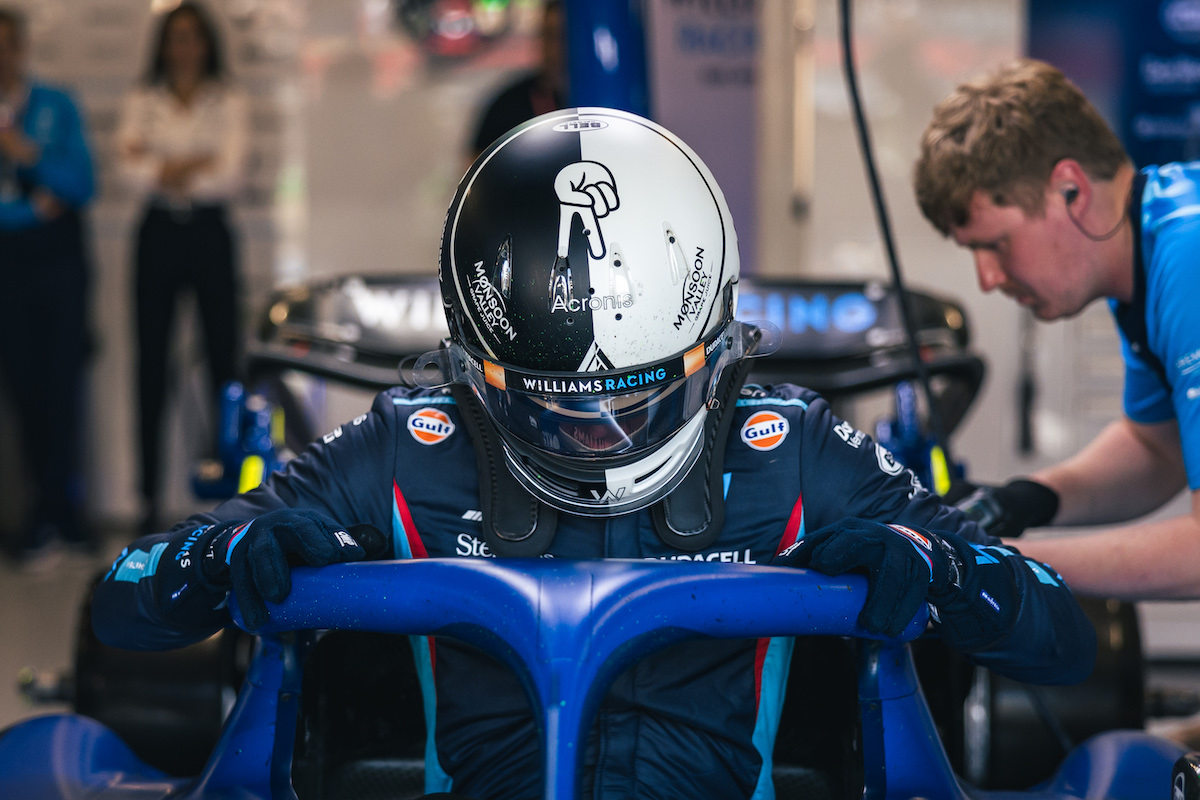 ウィリアムズF1のアルボン、初日2連続3番手！「自分たちに集中する」