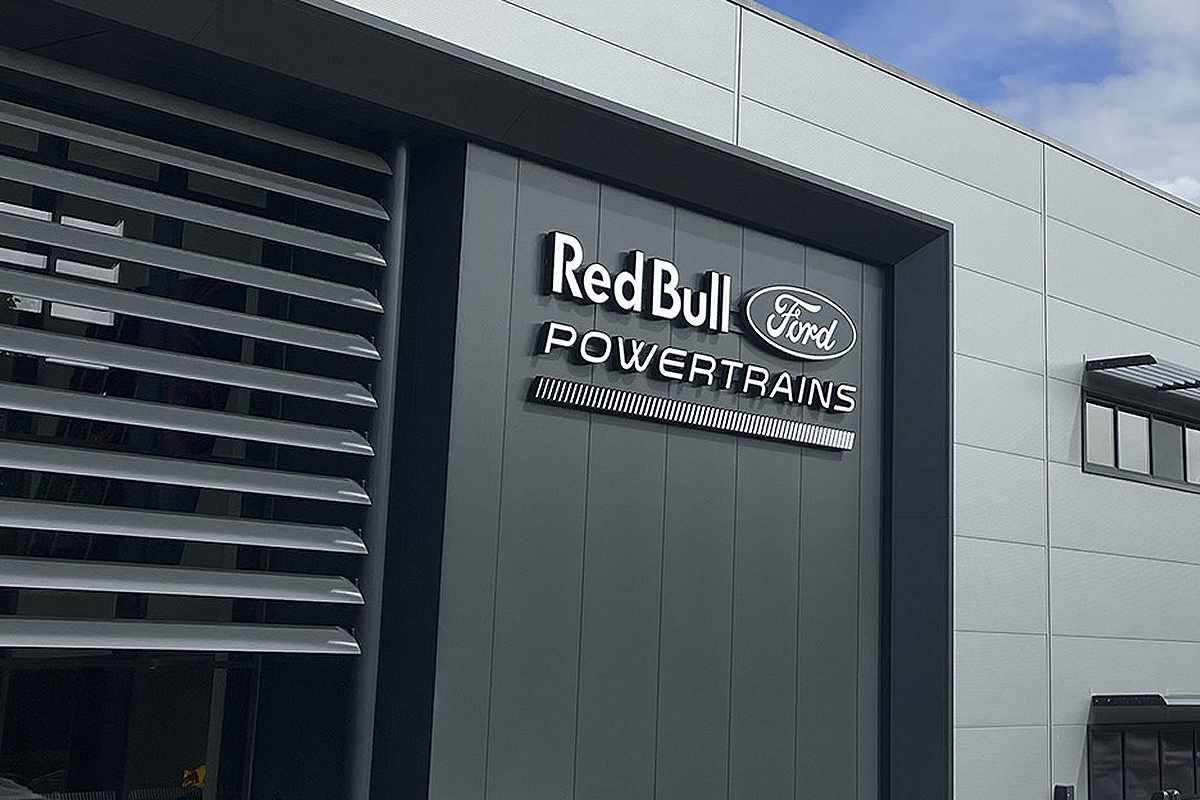 フォード、すでにレッドブルF1エンジンプロジェクトで「忙しい」
