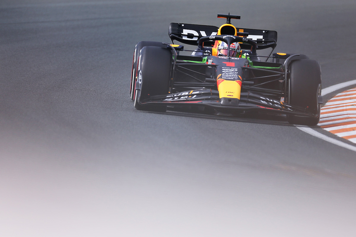 【FP1順位：F1オランダGP】最速はフェルスタッペン、元F1王者アロンソとハミルトンにペレスとアルボン続く。角田裕毅は9番手でリカルド超え