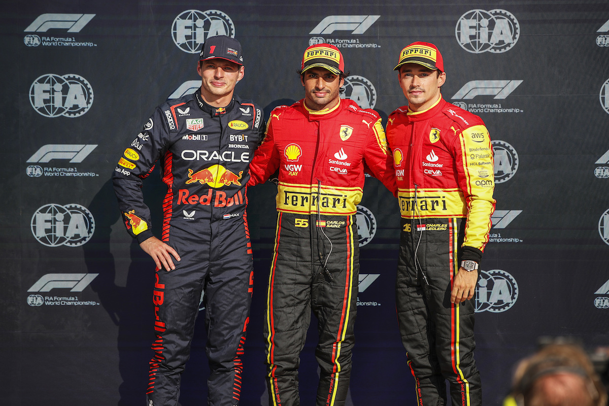 【予選：F1イタリアGP】サインツがフェラーリの地元でポールポジション！フェルスタッペンは0.013秒差、ルクレールは0.067秒差！角田裕毅11番手、ローソン12番手