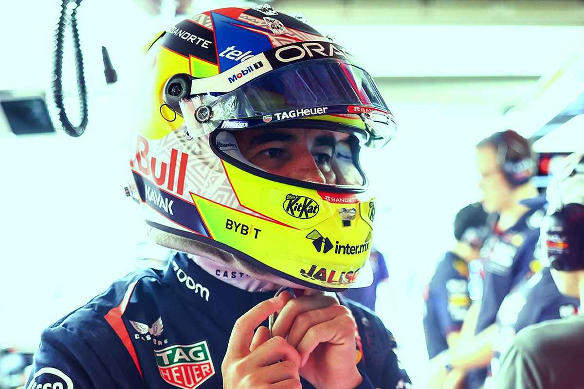 ペレス父親が認める「レッドブルF1に雇われたのは2位になるため。マシンはフェルスタッペン用だ」　ホーナー代表「チーム王座に貢献」初の年間1-2快挙目指す