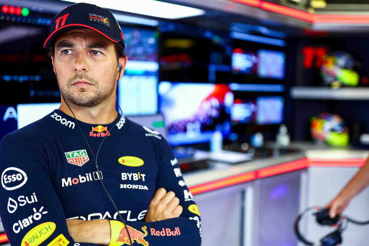 セルジオ・ペレス、3番手タイムだったが終盤にコースアウトして赤旗「マシンをコントロールできたと思ったけど･･･」ダメージは調査中