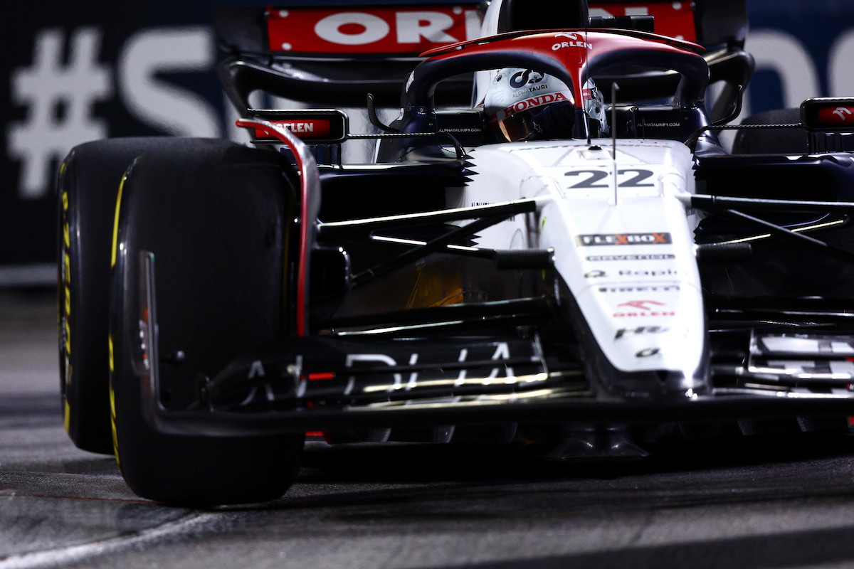 アルファタウリF1エンジニア「角田裕毅はグリップに苦しんだ」空力アップデートは「両ドライバーとも満足。ソフトタイヤでのパフォーマンスに集中する」