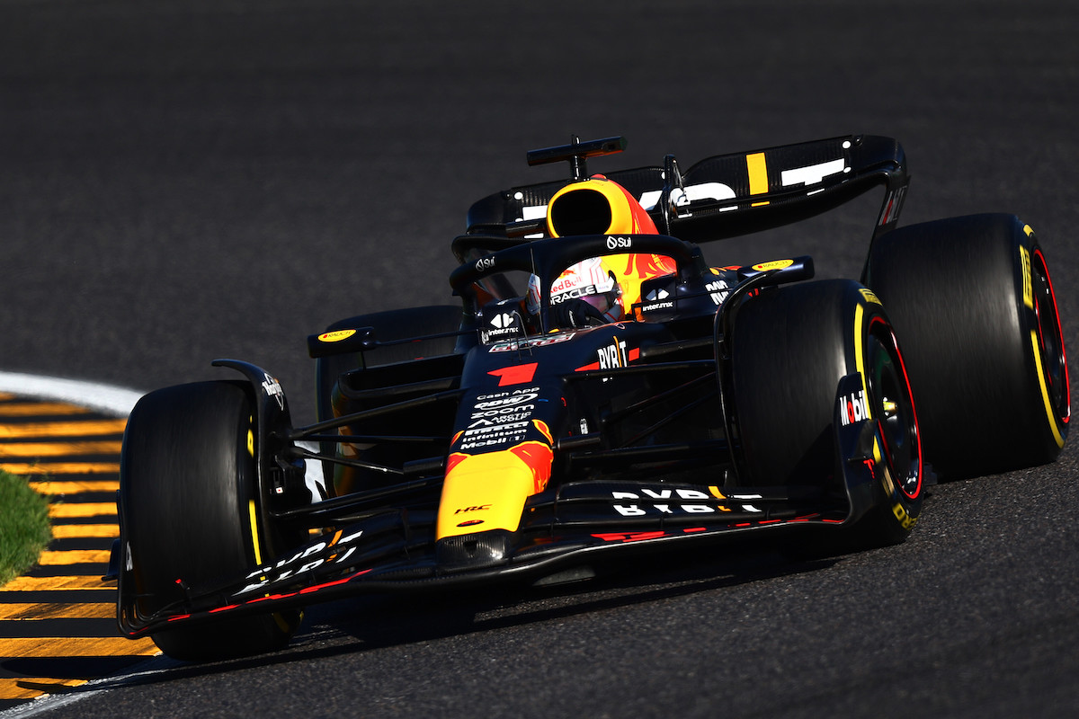 【F1日本GP】5台リタイアの荒れたレースでもフェルスタッペン圧勝！マクラーレン勢が表彰台！角田裕毅12位、ローソン11位でアルファタウリはポイント獲得ならず