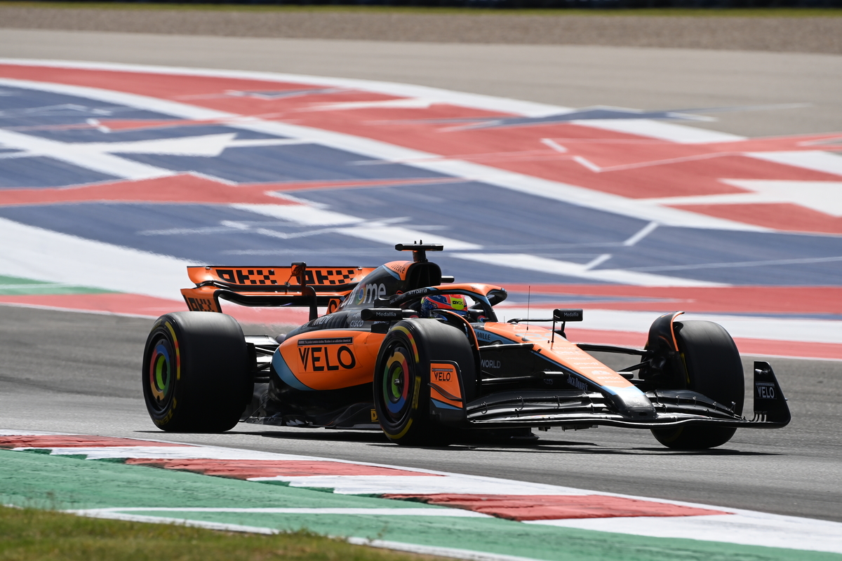 【F1アメリカGP】スタート直後に接触したオコンとピアストリがリタイア！角田裕毅のポイント獲得の可能性高まる