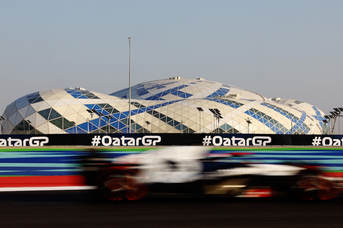 【F1カタールGP：SQ1】角田裕毅、トラックリミット違反のタイム抹消で敗退！