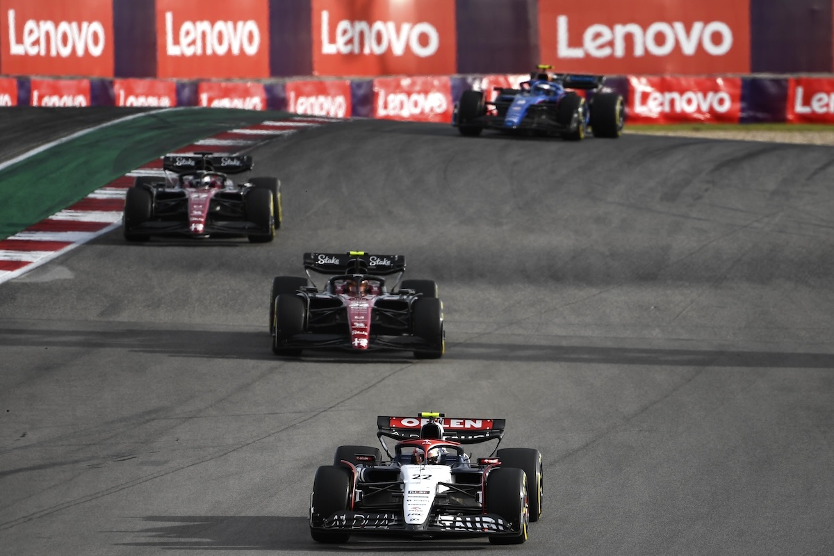 アルファタウリF1のエジントン、スプリント予選での角田裕毅は「タイミングを誤った」レースでの「好ペースとオーバーテイクでもチャンスはなかった」リカルドは“力強い走り”