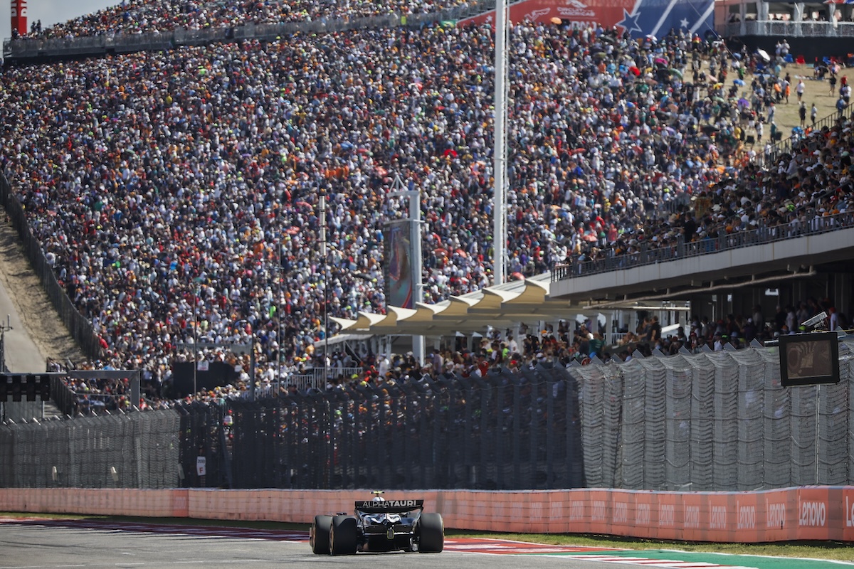 【F1アメリカGP】10位の角田裕毅に全米が、世界が注目！最終ラップでファステストラップ獲得！中島悟、小林可夢偉に続く日本人3人目の記録