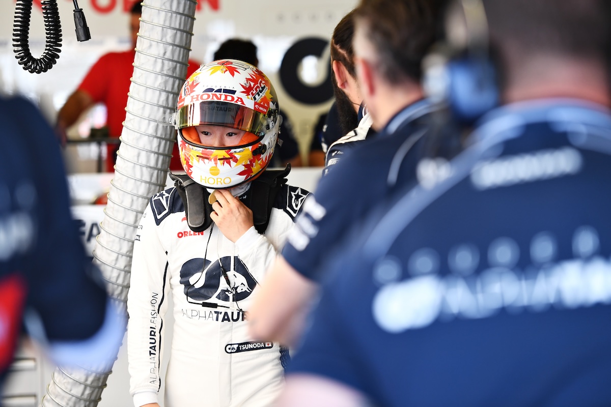 角田裕毅「ハードタイヤは強く優れていて8番手になれました。ピアストリとの事故は本当に残念。最後尾に落ちて本当に申し訳ない」