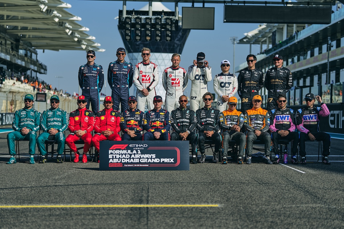 【F1】過酷なスケジュールでドライバーやチーム関係者に健康被害が多発　年間24戦が予定されている2024年シーズンに向けて修正を求める声も