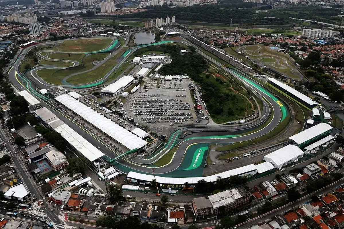 メルセデスのラッセルが予想「F1サンパウロGPには多くのチームが保守的に臨むだろう」アメリカGPでの失格騒動が教訓に？