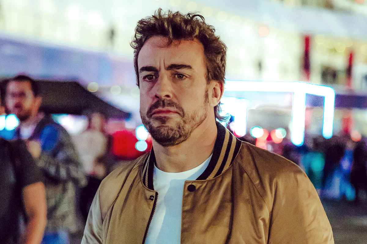 アロンソがレッドブルで走るのを見てみたいと元F1ドライバー「彼ならフェルスタッペンにもっと近づける」