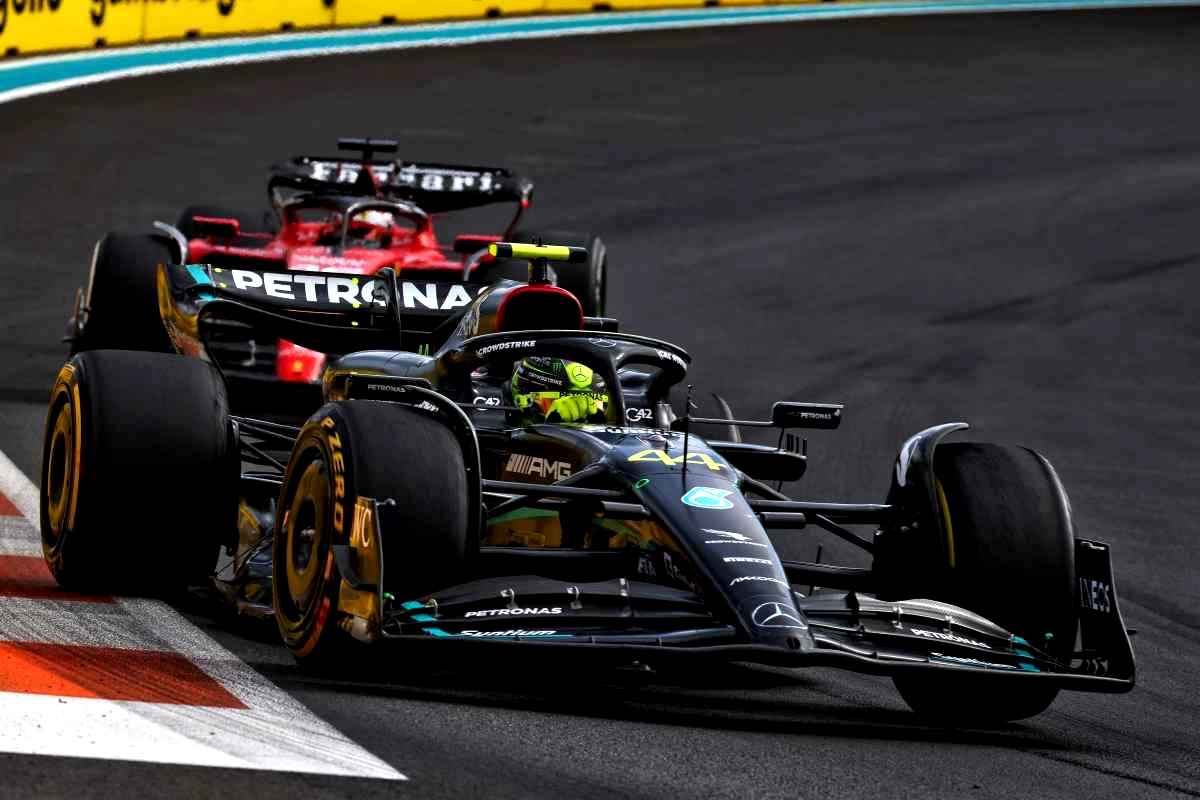 フェラーリとメルセデスによる熾烈なランキング2位争い、今週末のF1最終戦アブダビGPで逆転なるか？