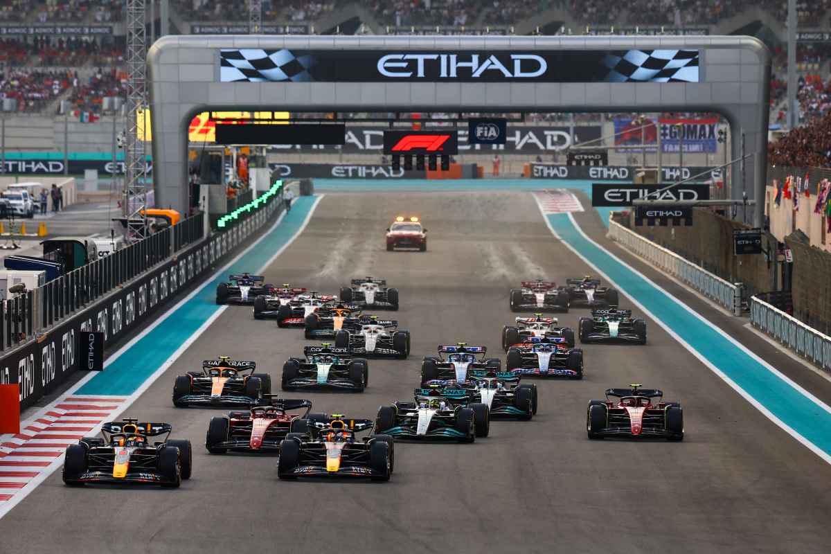 “時差ボケ”で「意識もうろう」のラスベガスから時差12時間のF1アブダビGPへ4千人が大移動･･･来季はさらに過酷な24戦