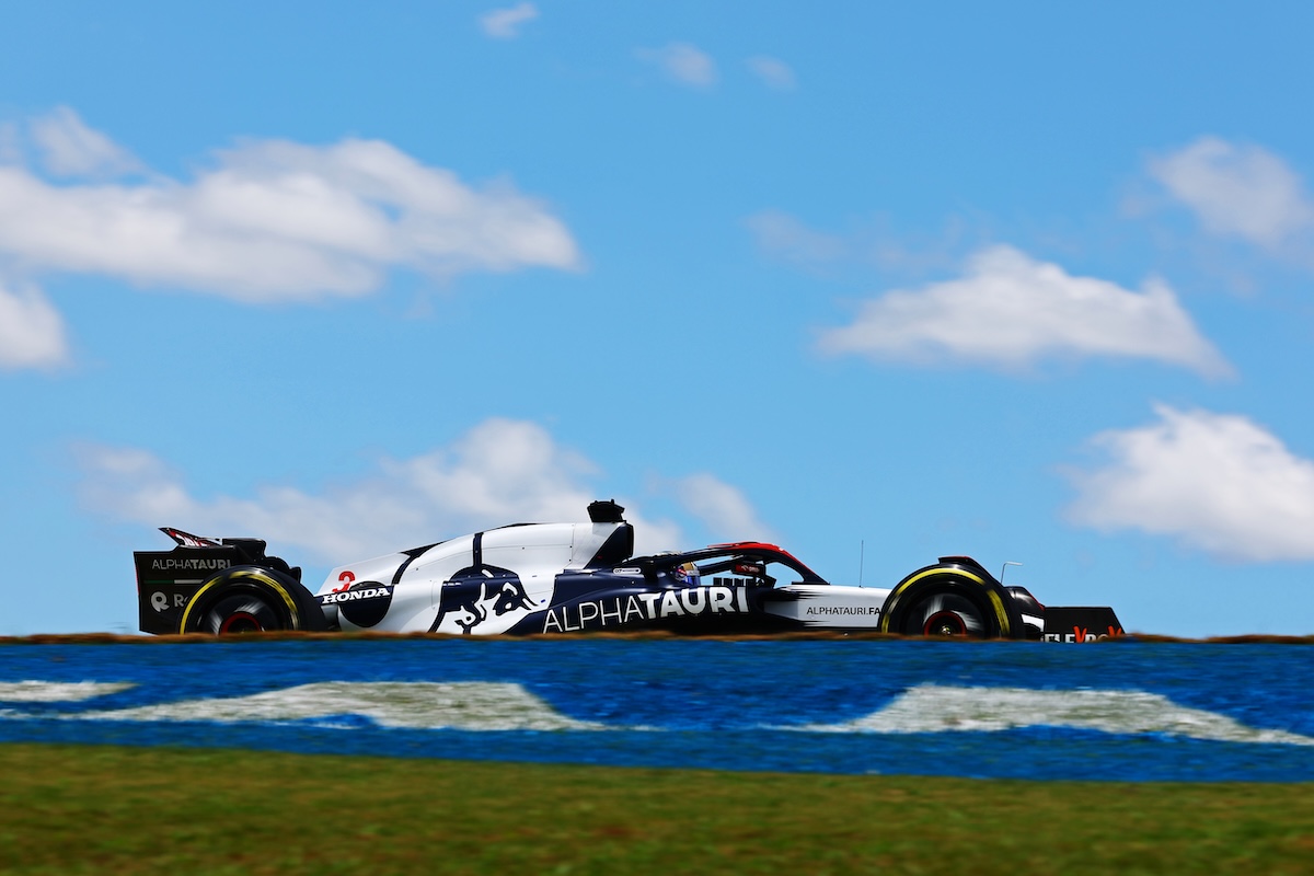 【F1サンパウロGP：SQ1】オコンとアロンソがクラッシュして赤旗終了！角田裕毅とリカルドはSQ2へ