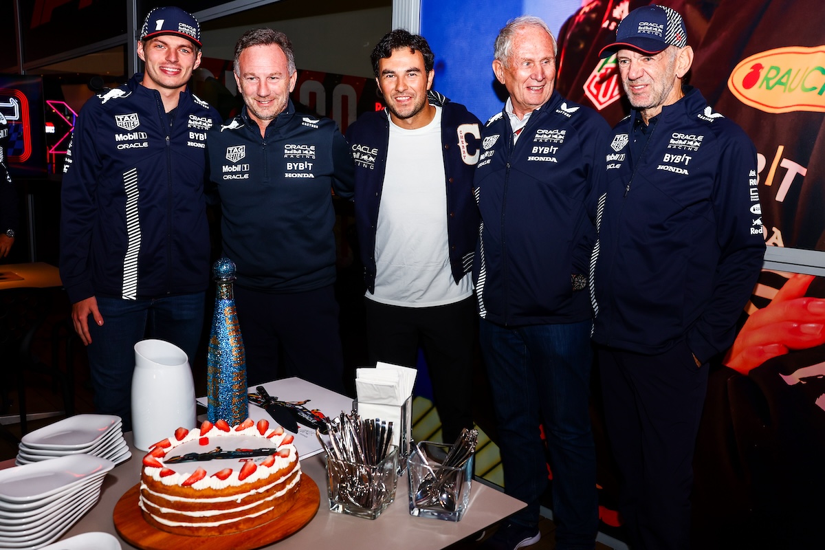 レッドブルF1代表「予想通り路面が進化し続け、滑りやすく、パフォーマンスに影響した」