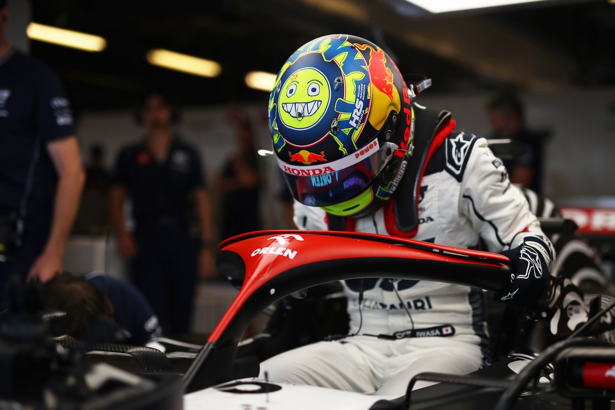 アルファタウリF1エンジニアがF1初テストの岩佐歩夢を評価「非常に堅実な仕事で一つも間違えなかった。彼のフィードバックは明確かつ簡潔だ」