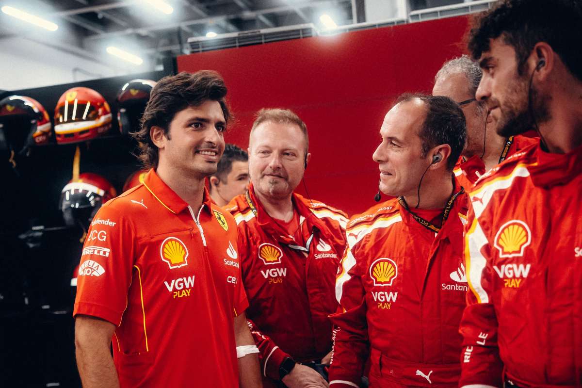 サインツ側がメルセデスF1のトト・ヴォルフ代表とサウジアラビアGPで会談