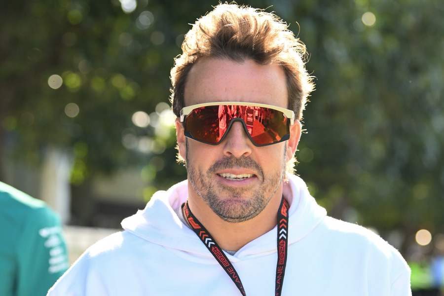 F1オーストラリアGPの波紋：ホーナーのお気に入り“アロンソ”側と交渉か、フェルスタッペンの未来をめぐるシューマッハの新発言