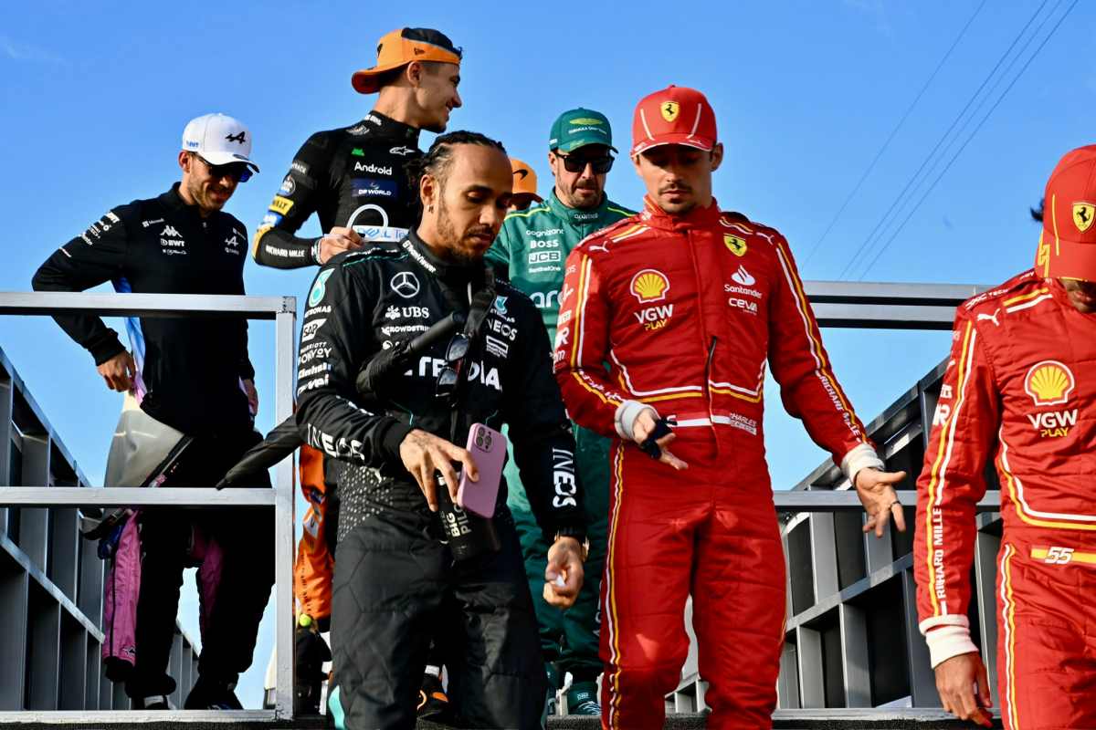 ハミルトンはフェラーリF1でルクレールとの戦いに苦労するとブリアトーレ