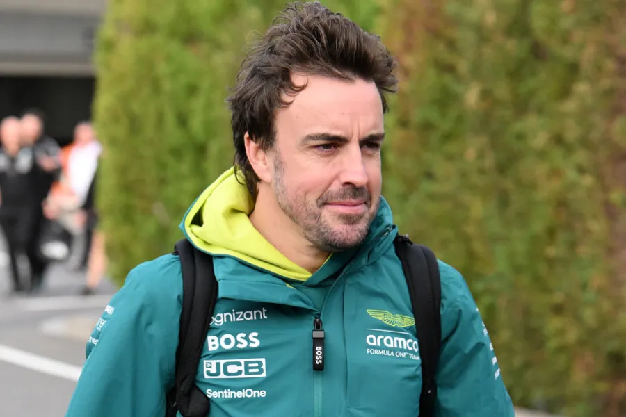 フェルナンド・アロンソ、アストンマーティンF1と「生涯をかけて取り組むプロジェクト」