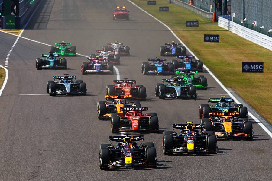 【F1日本GP】角田裕毅10位1点獲得！レッドブルがホンダの地元で1-2！1周目に赤旗