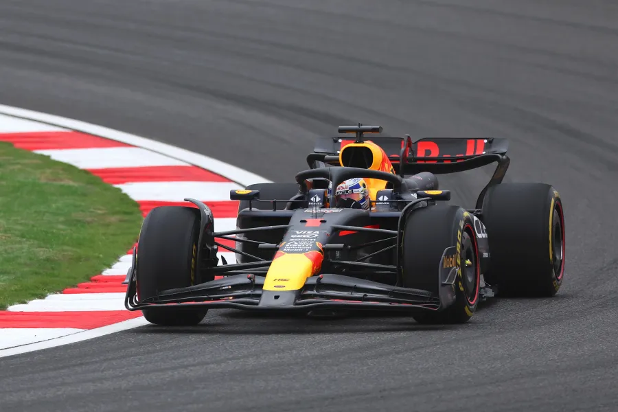 【スプリント】優勝はフェルスタッペン、ペレスが漁夫の利で表彰台　PPのノリスはコースアウト、アロンソはリタイア