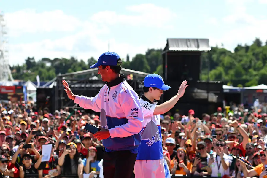 【FP3】マクラーレン勢が最速！アロンソとペレスのクラッシュで赤旗2回の波乱—角田裕毅13番手、フェラーリ勢は2列目、レッドブルに不安