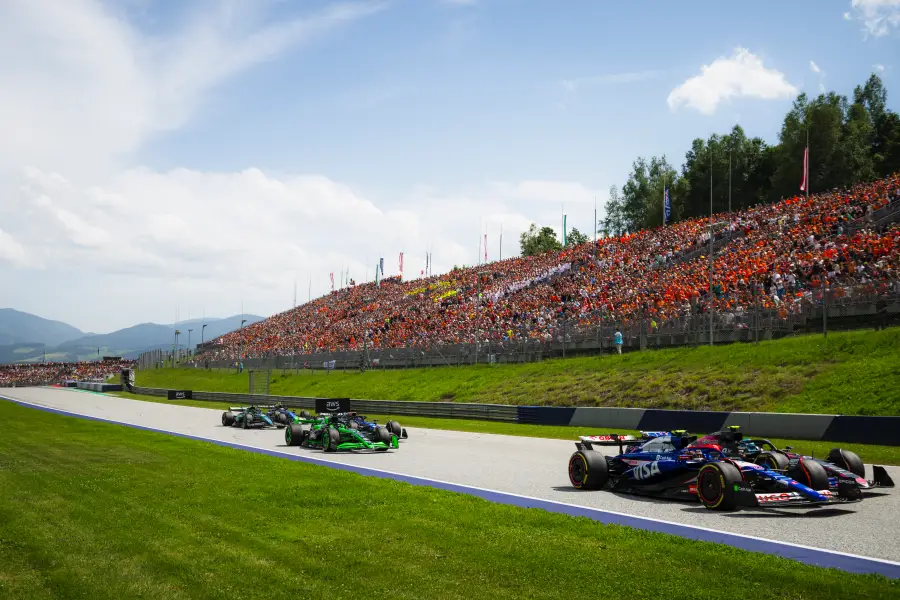 角田裕毅が苦戦した理由、RB F1幹部が明かす戦略の裏側！レッドブルの母国でリカルド9位入賞