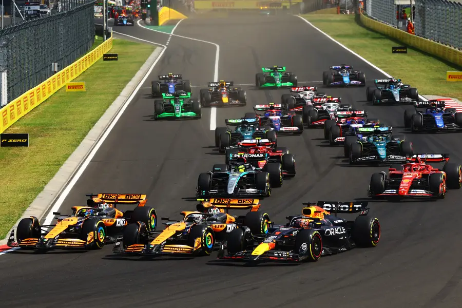 ピアストリが悲願の初優勝！マクラーレン1-2フィニッシュ、角田裕毅9位／F1ハンガリーGP