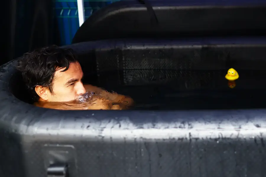 浮き沈み多いペレス、苦境を語る！マルコ博士が指摘「マクラーレンペアに劣る」　元F1王者「ニューウェイのクルマは万人向けではない」